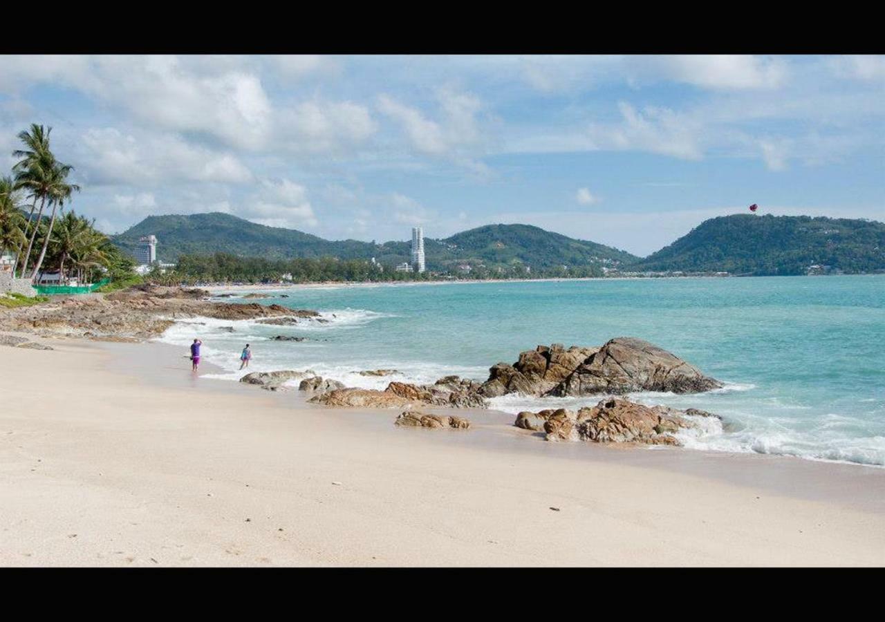 Patong Karlssons Hotel Exteriör bild