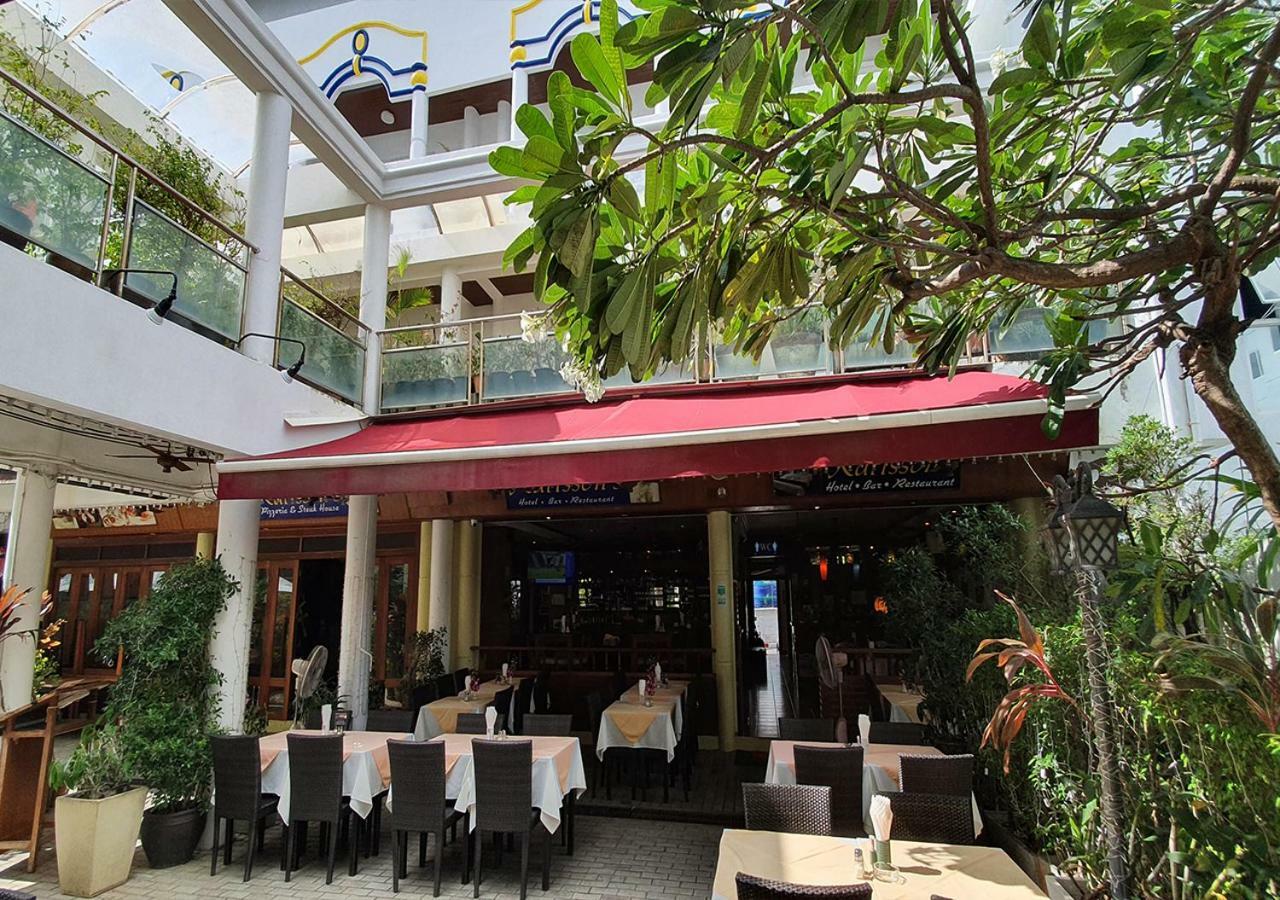 Patong Karlssons Hotel Exteriör bild