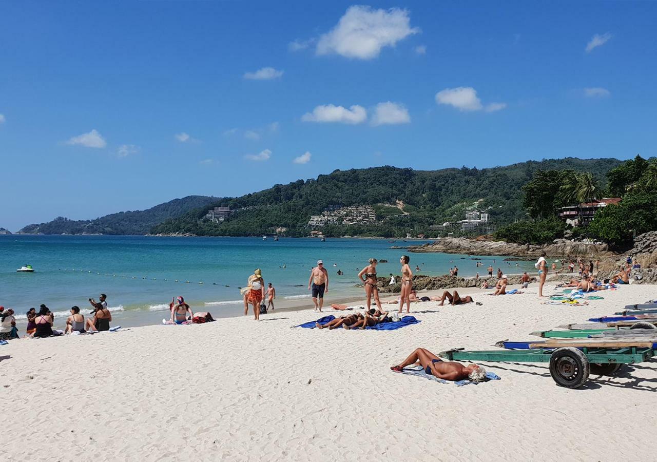 Patong Karlssons Hotel Exteriör bild